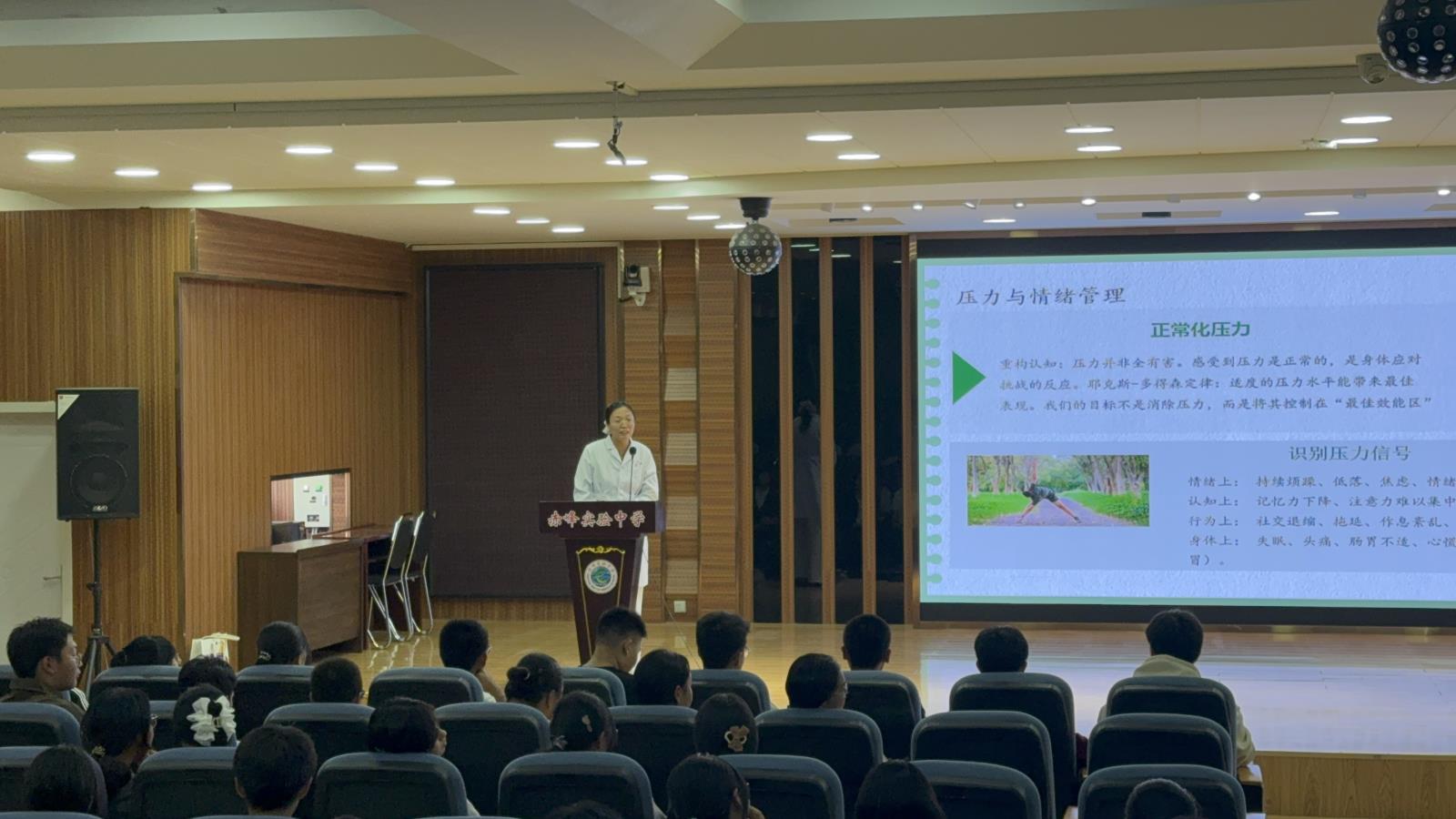 8a18e0bfda81e293f357a9476d2fda33.jpg 8a18e0bfda81e293f357a9476d2fda33.jpg